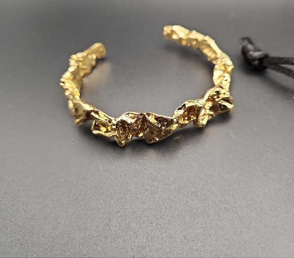 Amber Sceats Emery 24K Gold Plated Bracelet New - Picture 2 of 9